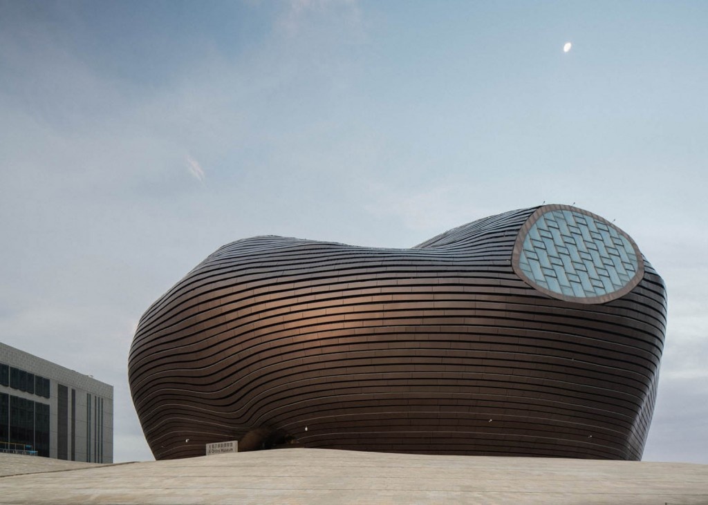 Canh tinh lang trong 'thanh pho ma' o Trung Quoc hinh anh