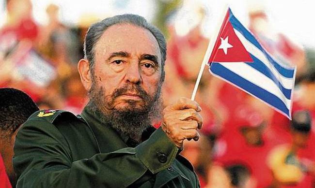 Fidel Castro: Tu anh hung dan toc den huyen thoai the ky 20 hinh anh