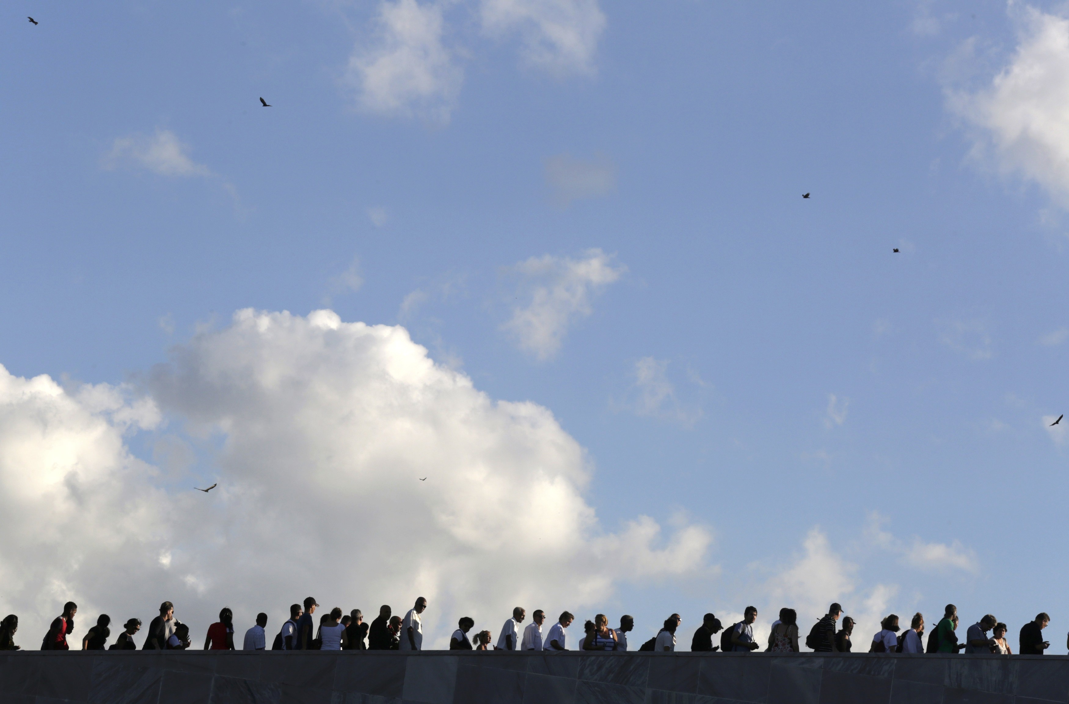 Fidel Castro qua doi anh 2