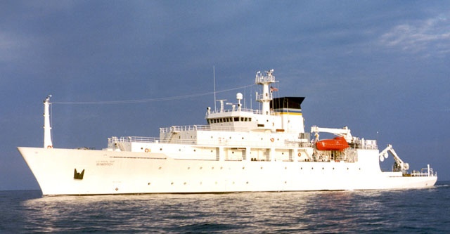 Trung Quoc thu thiet bi khong nguoi lai cua My o Bien Dong hinh anh