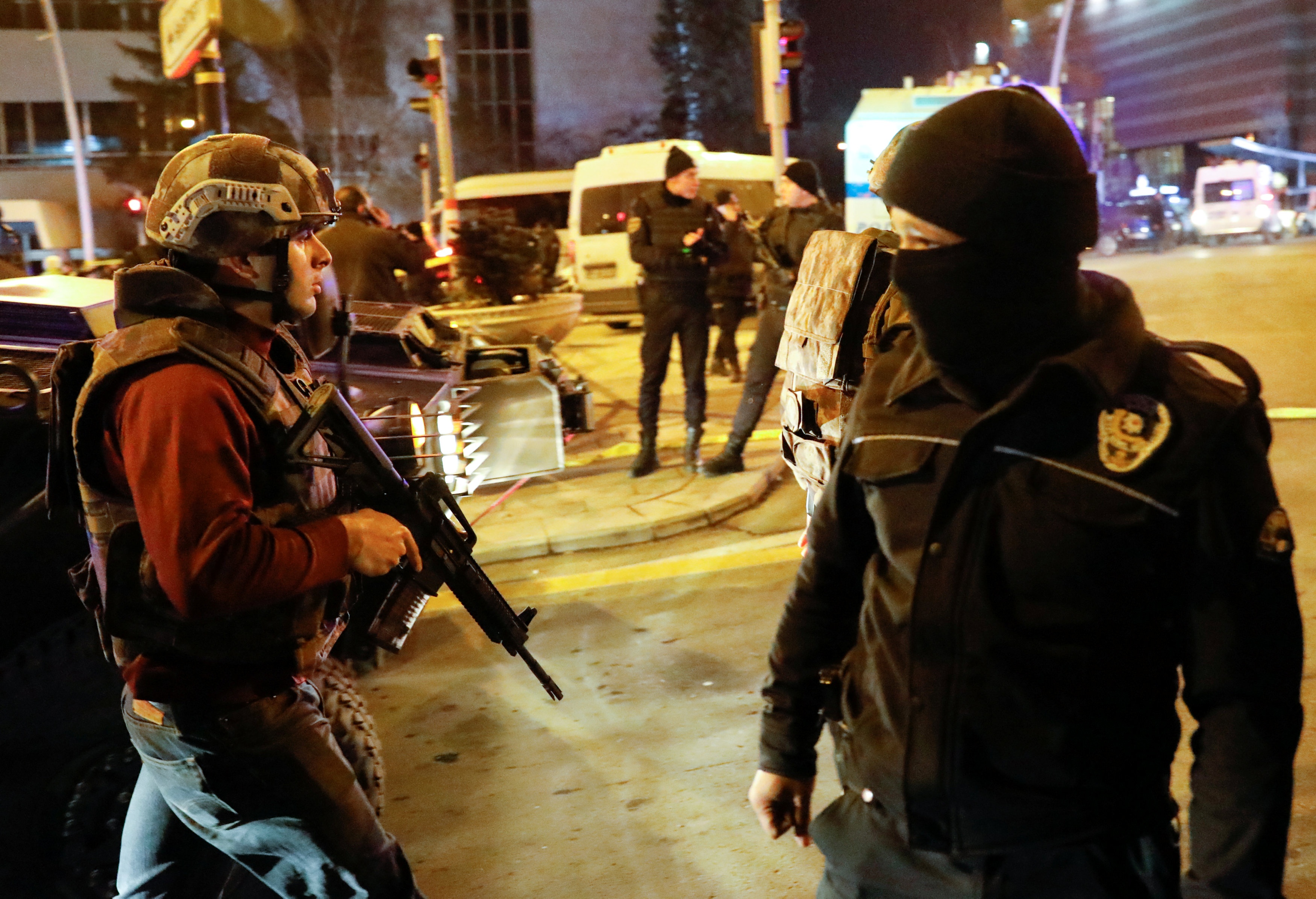 Dai su Nga bi ban o Tho Nhi Ky anh 2