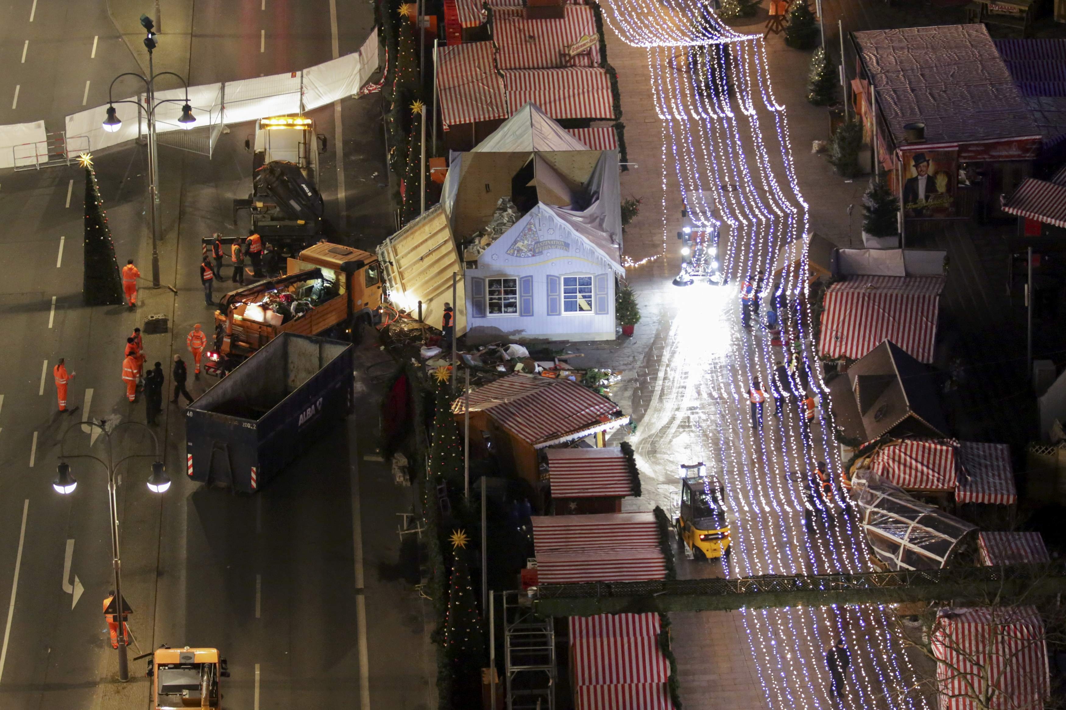 Khi khung bo thanh 'chuyen thuong ngay' o chau Au hinh anh