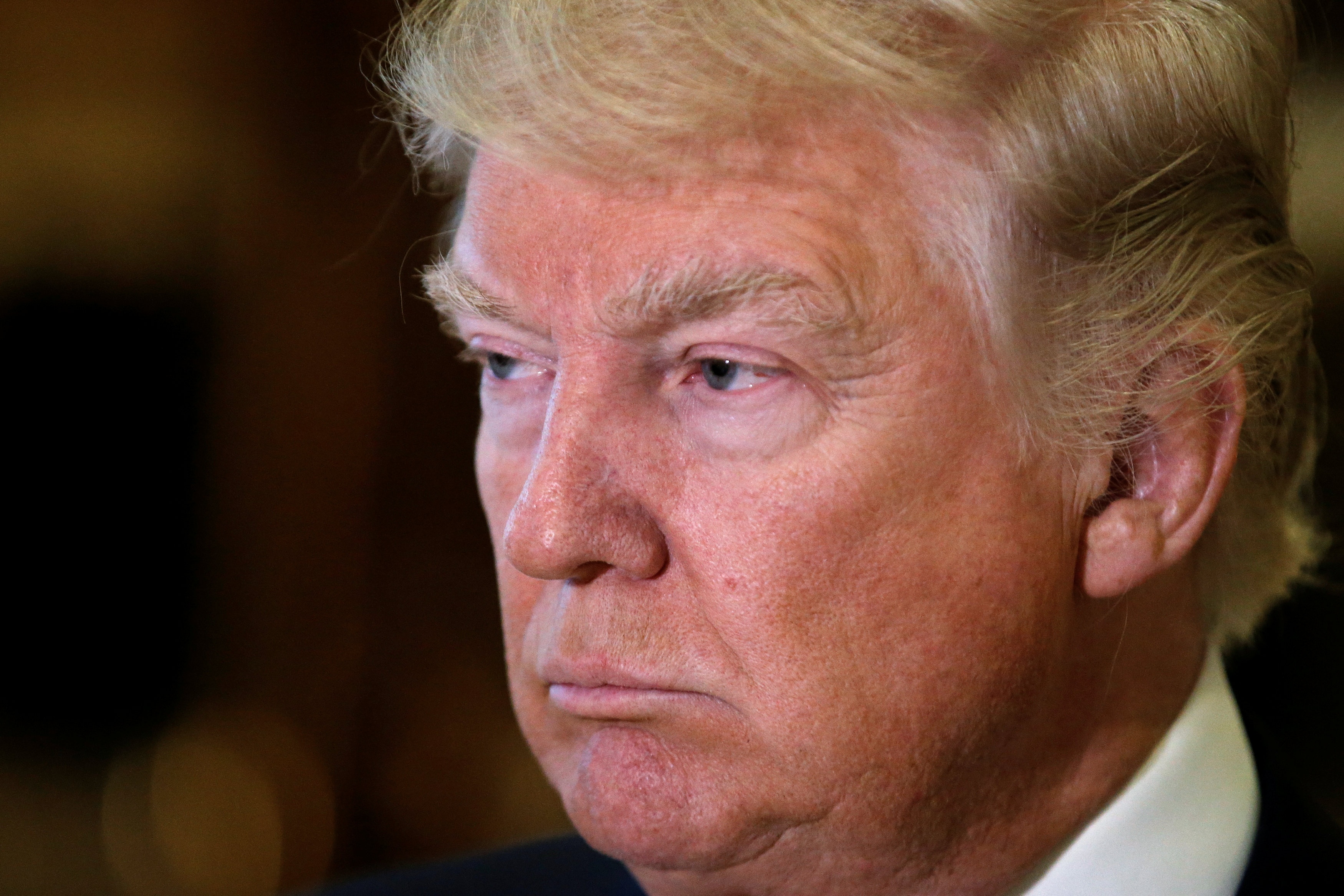 Cu soc bi Nga 'nam thop' den ngay truoc ngay Trump hop bao hinh anh