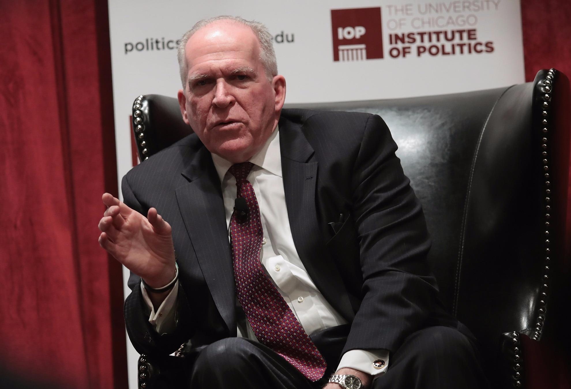 Giam doc CIA 'day do' Trump ve Nga ngay tren truyen hinh hinh anh