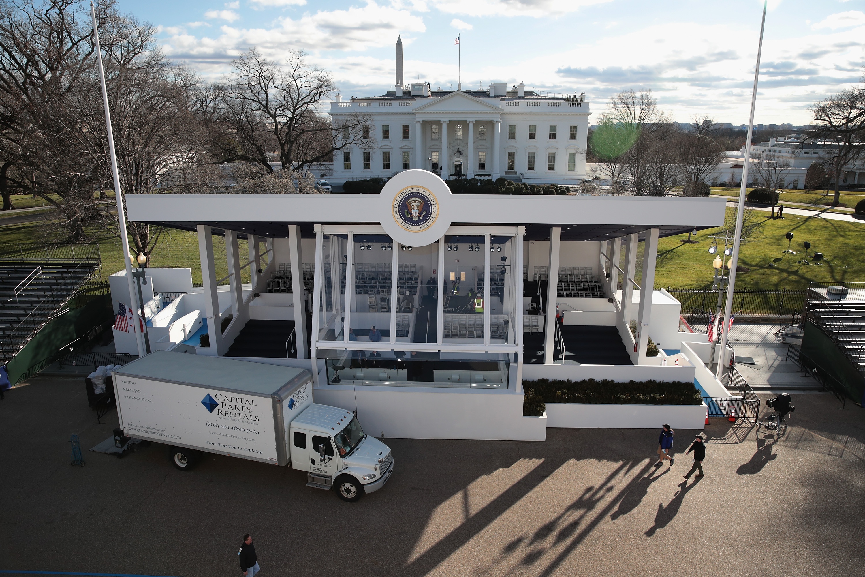 'Dai cong truong' Washington D.C. truoc ngay Trump nham chuc hinh anh