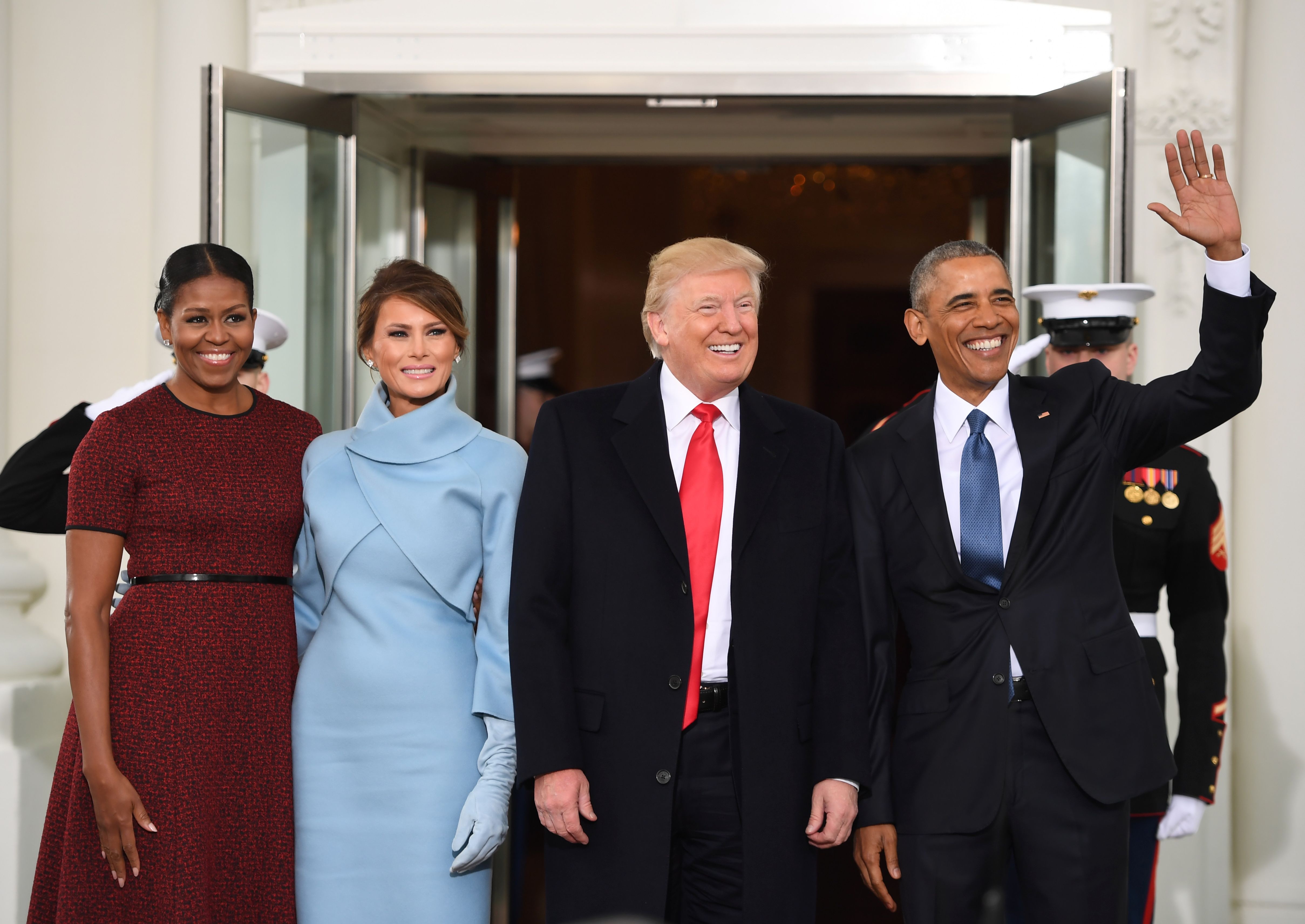 Trump toi Nha Trang, Obama chao tu biet hinh anh