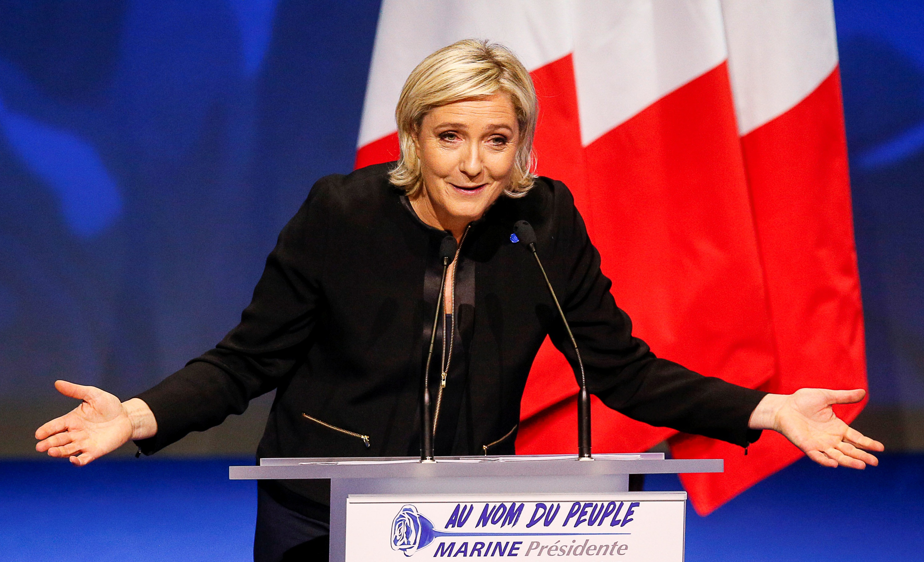 Phap: Le Pen tranh cu voi cam ket 'chong toan cau hoa' hinh anh