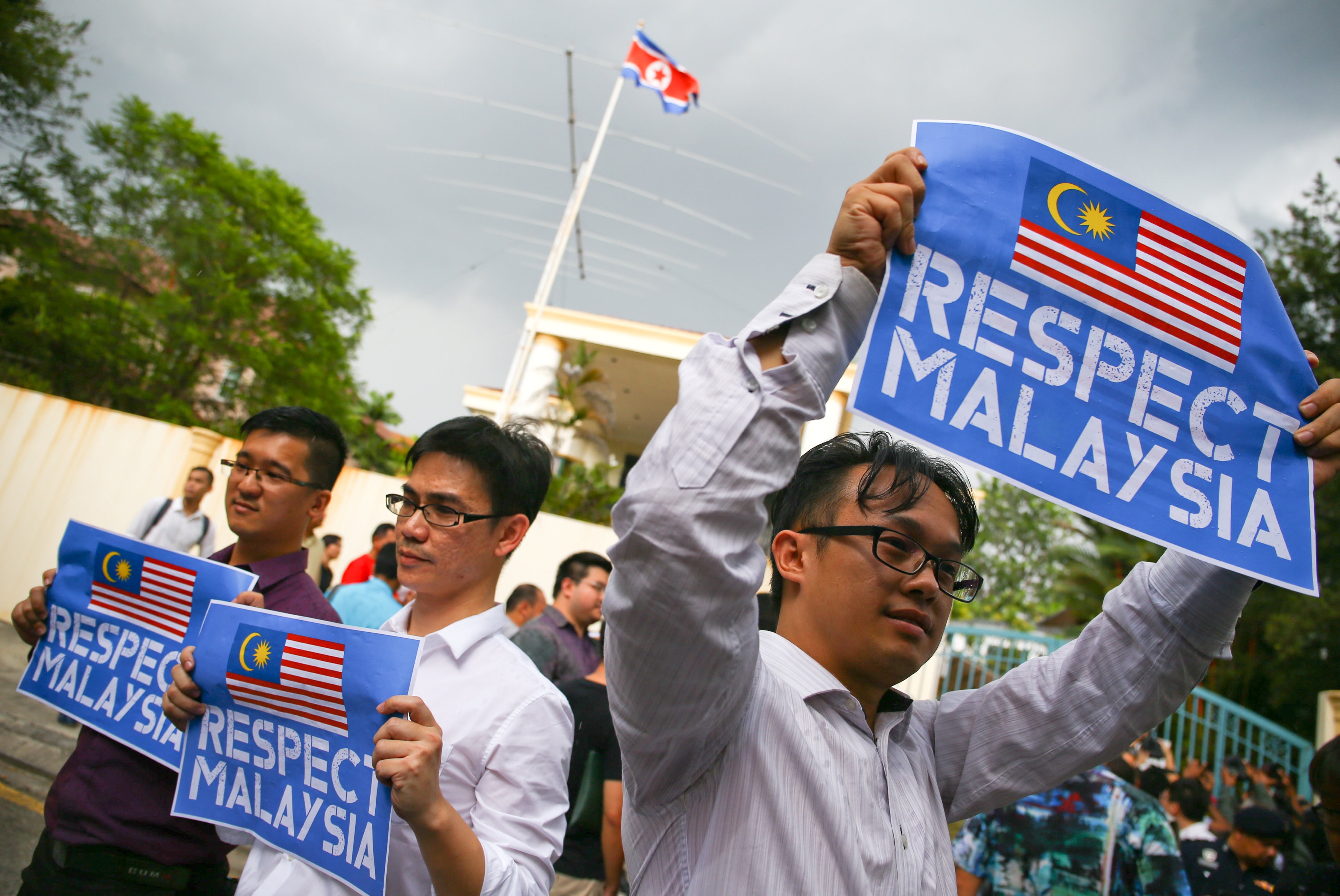 Bieu tinh ngoai DSQ Trieu Tien tai thu do cua Malaysia hinh anh