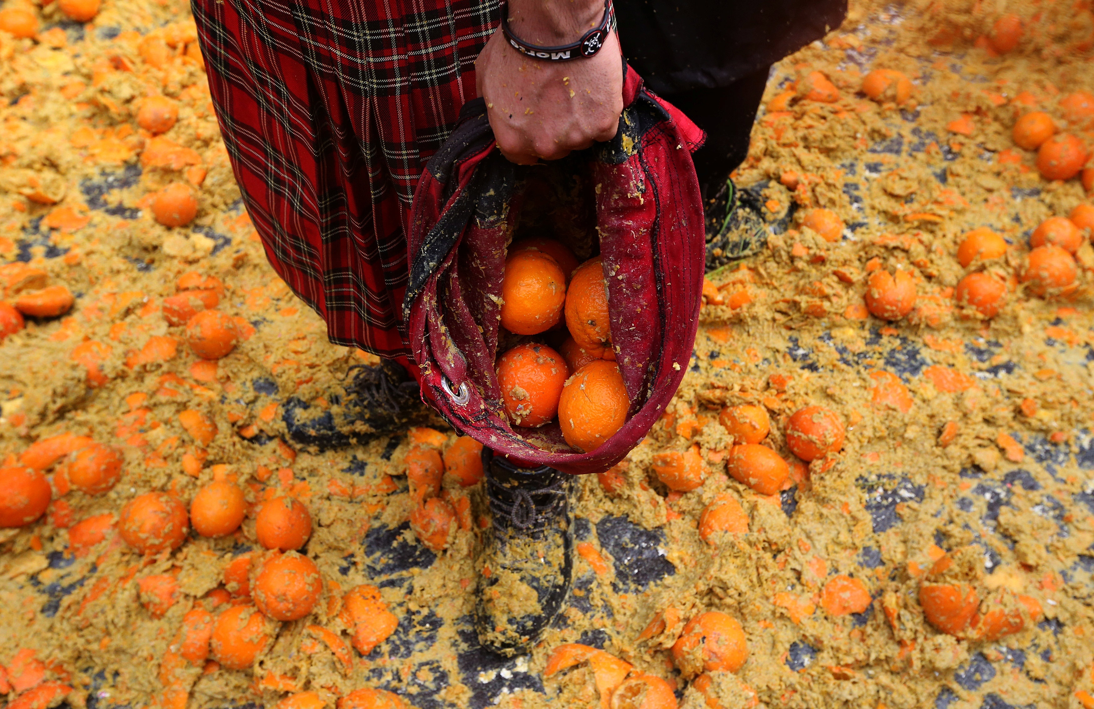 le hoi cam o Italy anh 9