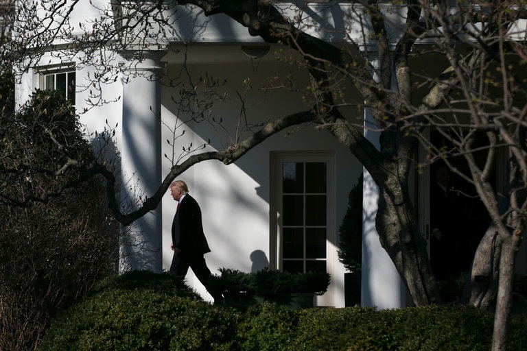 Donald Trump truy bắt người nhập cư ảnh 1 Donald Trump truy bat nguoi nhap cu anh 1