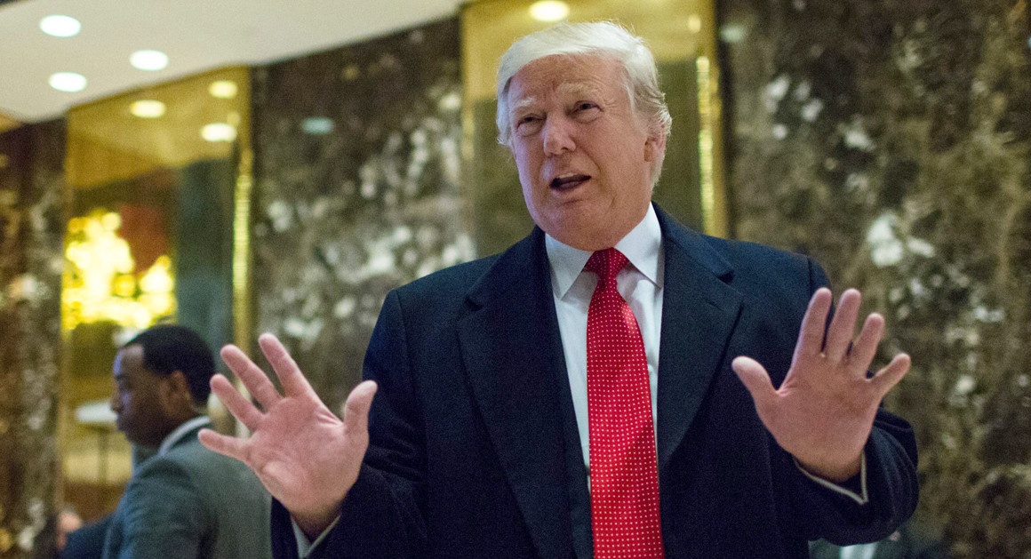 Trump lan dau nhan sai, ngo y chap nhan nguoi nhap cu hinh anh