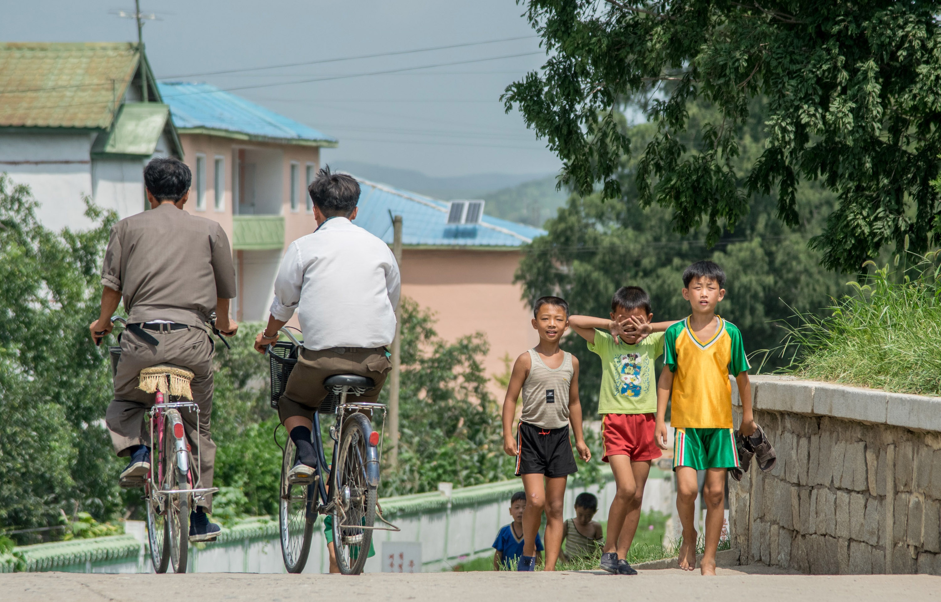 Cuoc song hai ben duong tau tu Nga den thu do Trieu Tien hinh anh