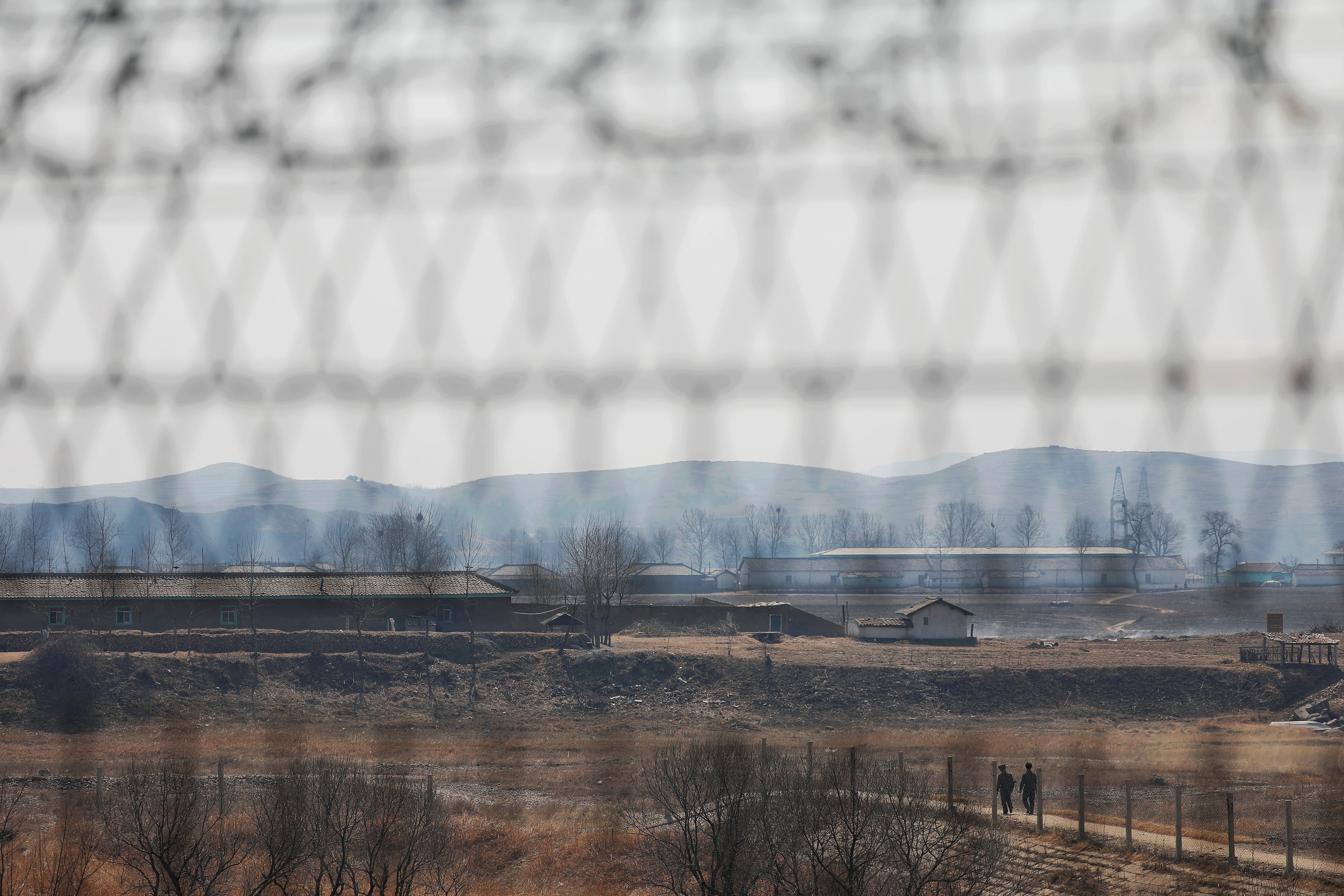 Trung Quoc - Trieu Tien lanh nhat anh 10