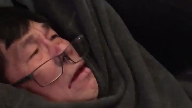 Luat su: 'David Dao bi choang, gay mui va rang' hinh anh