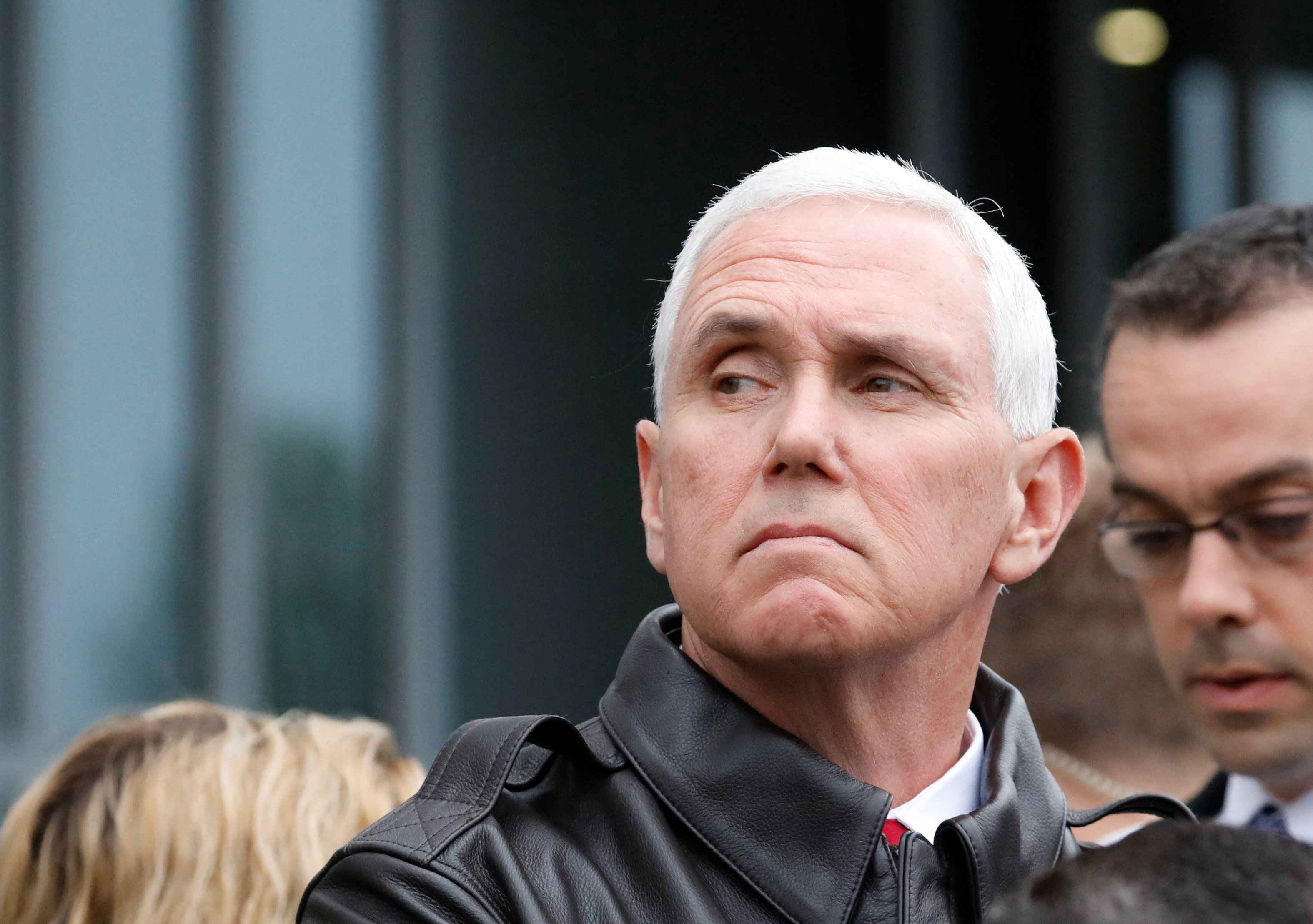 Pho TT Pence canh cao Trieu Tien: Dung thach thuc quyet tam cua My hinh anh