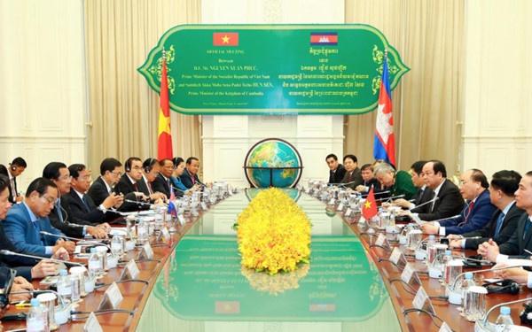 Thu tuong Nguyen Xuan Phuc tham Campuchia anh 1