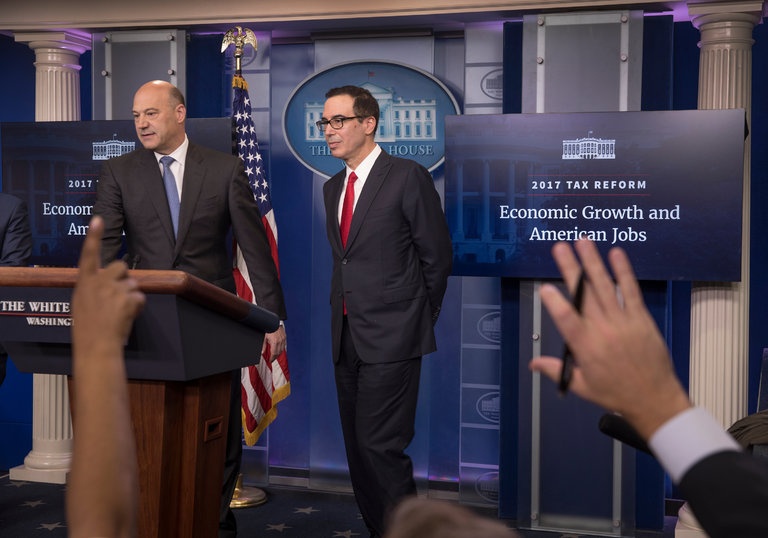 Chinh quyen Trump cong bo ke hoach cat giam thue hinh anh