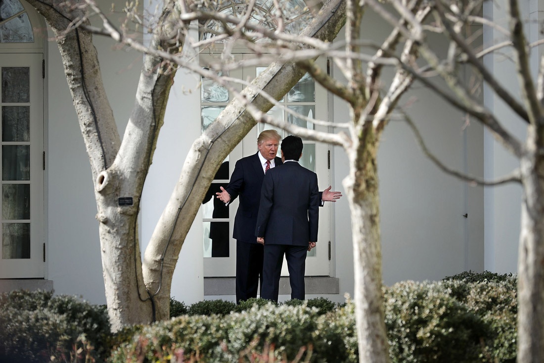 100 ngay cua Trump anh 1