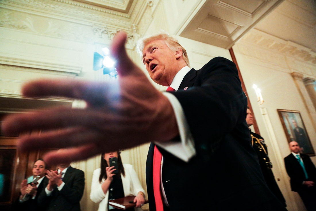 100 ngay cua Trump anh 8