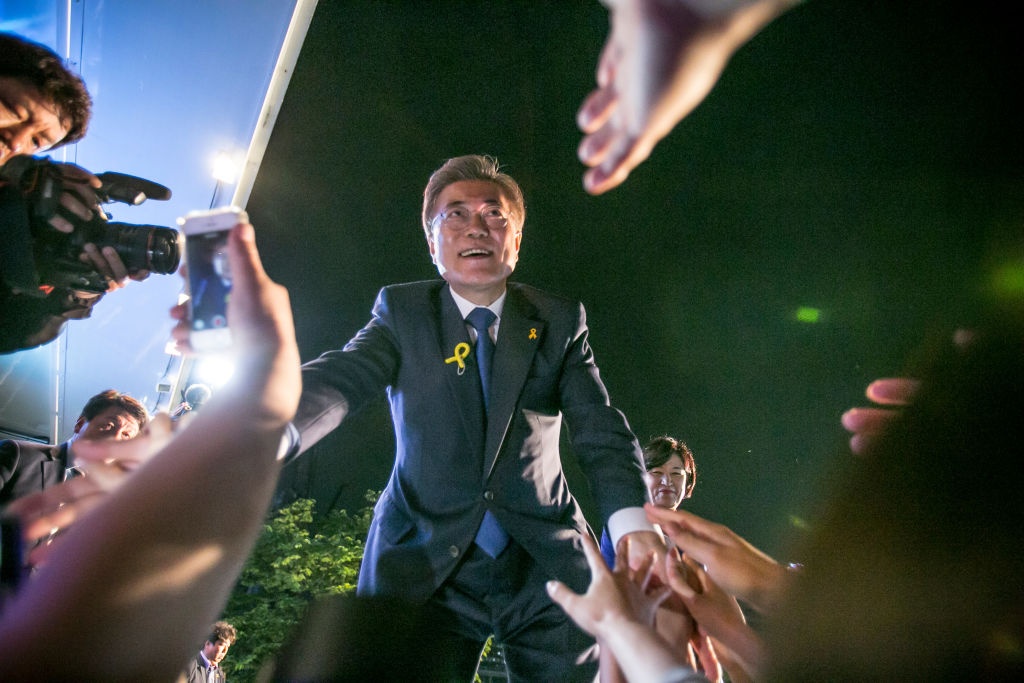 Tuyen bo thang cu tong thong Han Quoc cua ong Moon Jae In hinh anh