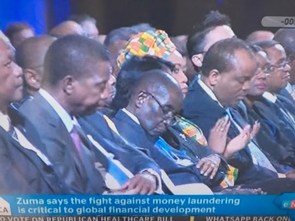 tổng thống Zimbabwe 93 tuổi ảnh 2 tong thong Zimbabwe 93 tuoi anh 2