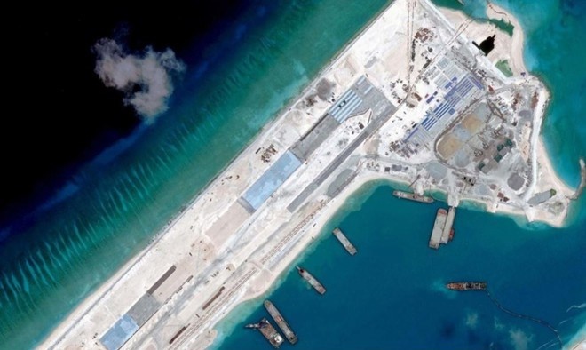 Trung Quoc lap be phong rocket chong nguoi nhai o Truong Sa hinh anh