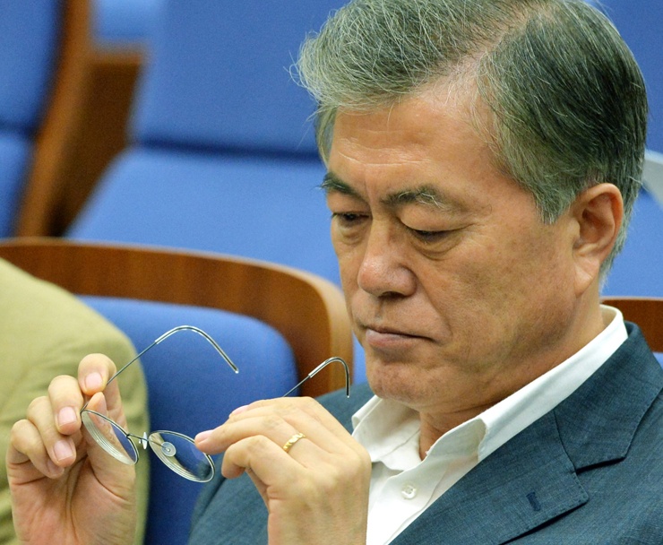 Tong thong Han va kha nang 'quang cao' khong thua ngoi sao Kpop hinh anh