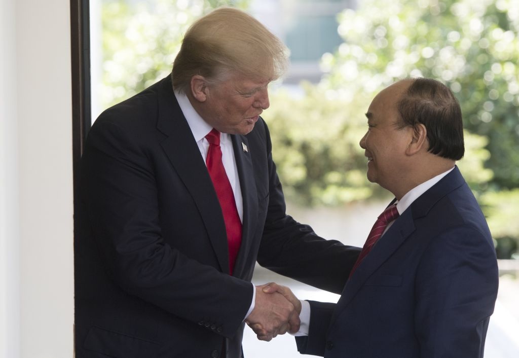 Thu tuong Nguyen Xuan Phuc gap Tong thong Trump anh 1