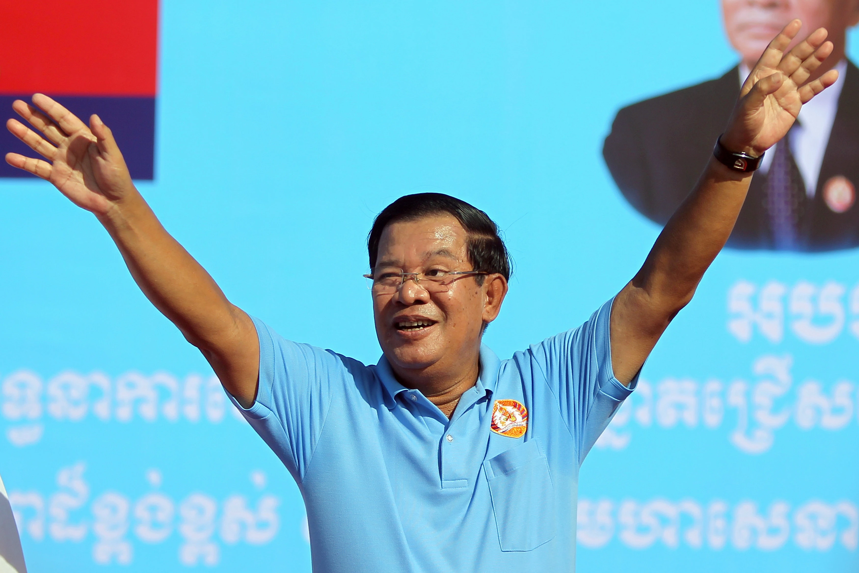 Thu tuong Hun Sen bat ngo di van dong tranh cu hinh anh