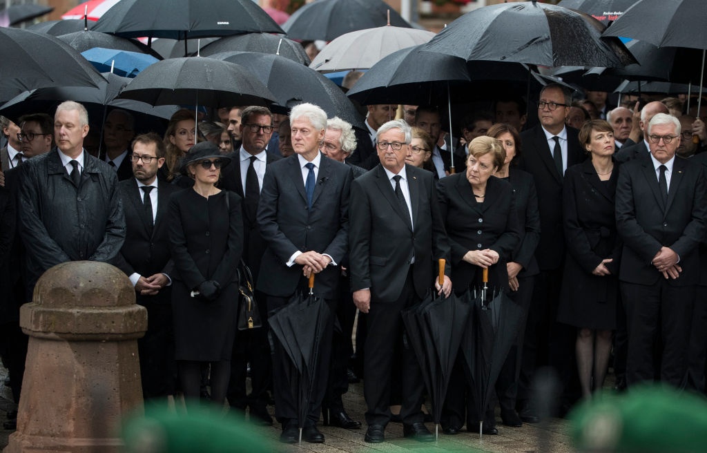 Cac lanh dao the gioi du dam tang cua 'cha de' nuoc Duc thong nhat hinh anh