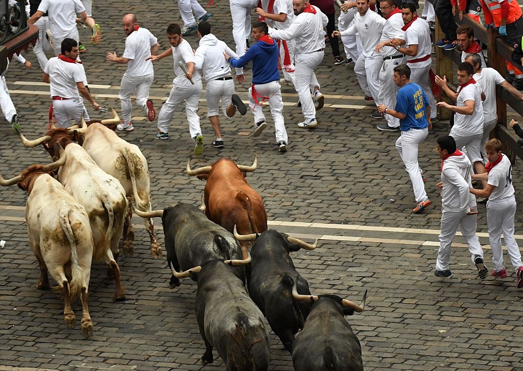 Cuoc chien 'di san' va nhuc nhoi ve an toan dau bo o Tay Ban Nha hinh anh