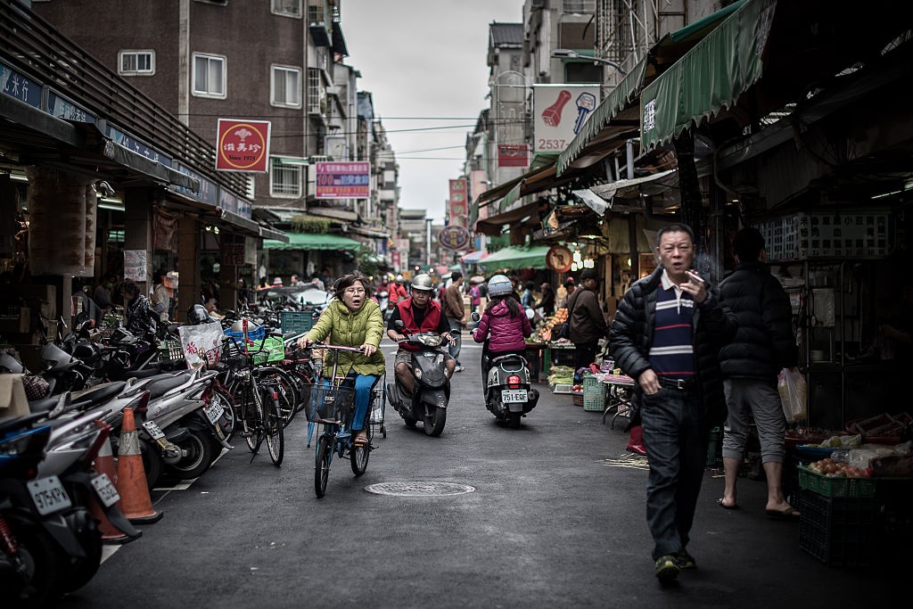 Nghi van lao dong Viet Nam tu quay clip tu tu o Dai Loan hinh anh