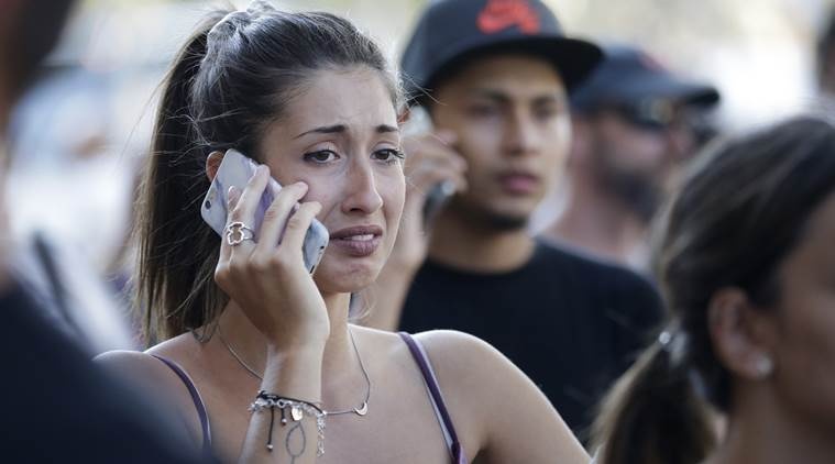 'Khung bo' lien tiep o Tay Ban Nha sau vu dam xe lam 13 nguoi chet hinh anh