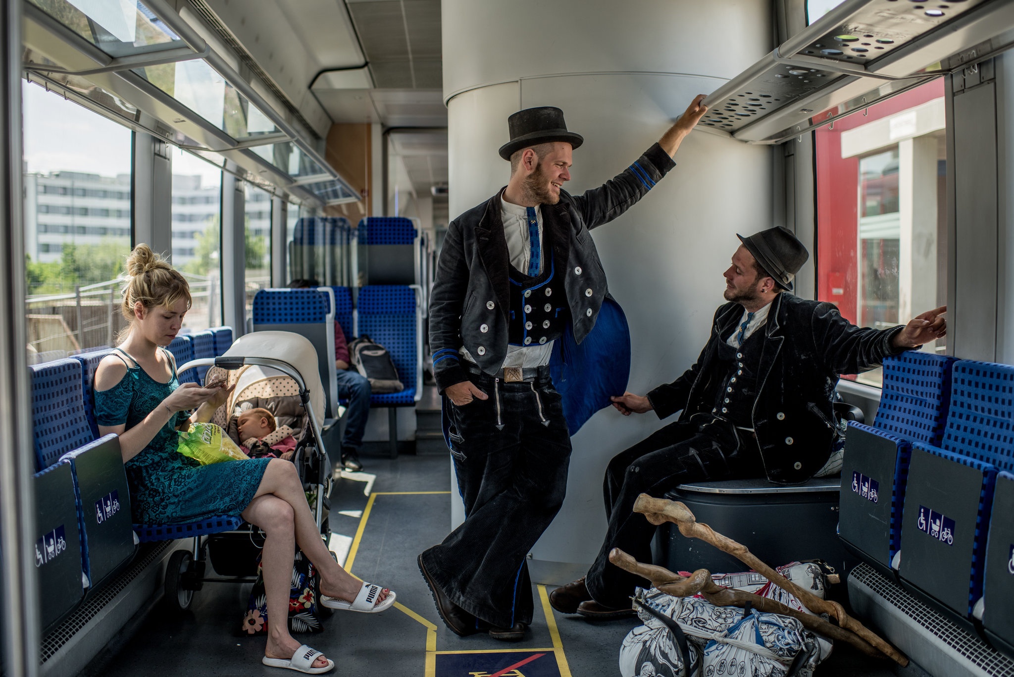 tho viec du hanh chau Au anh 10