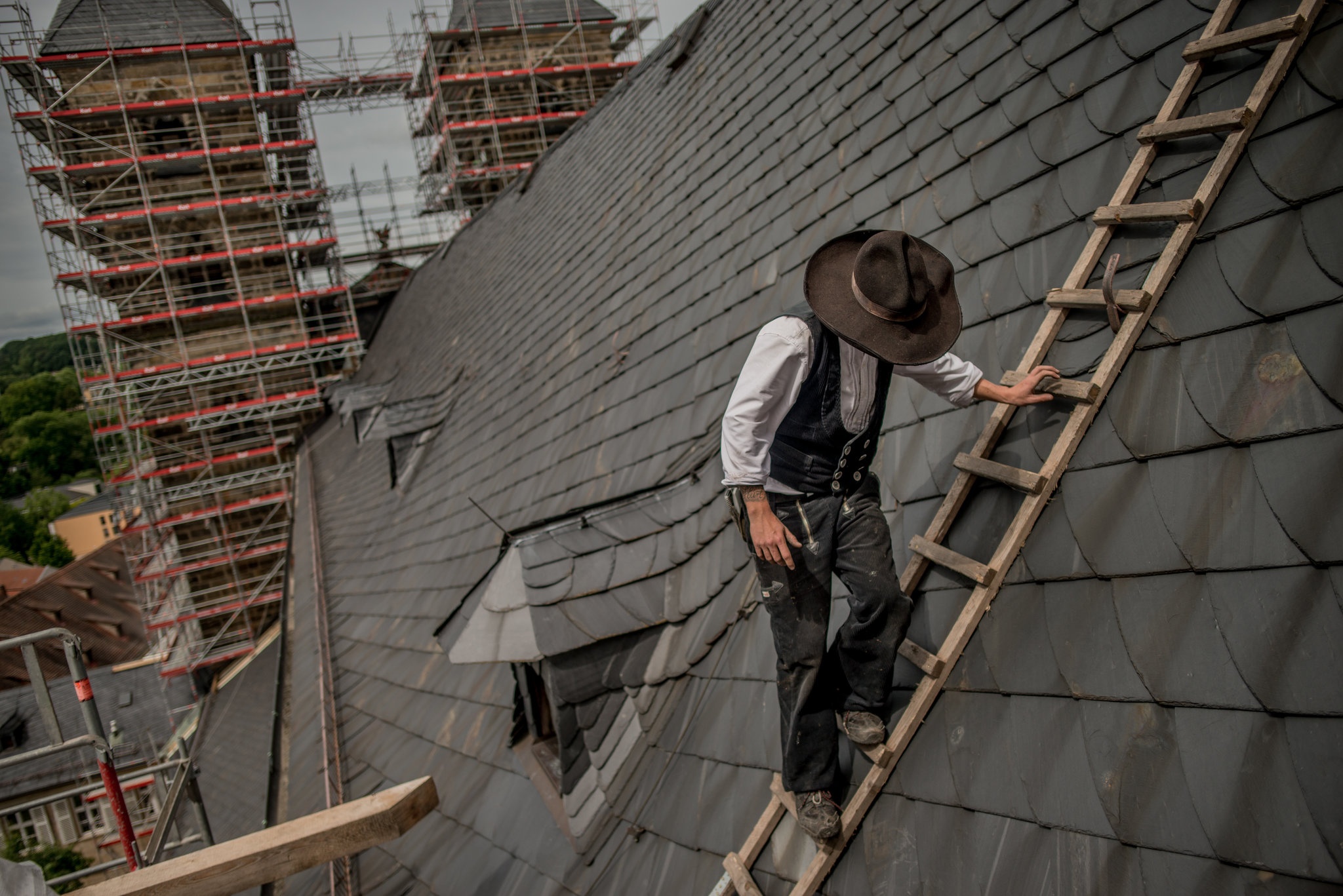 tho viec du hanh chau Au anh 8