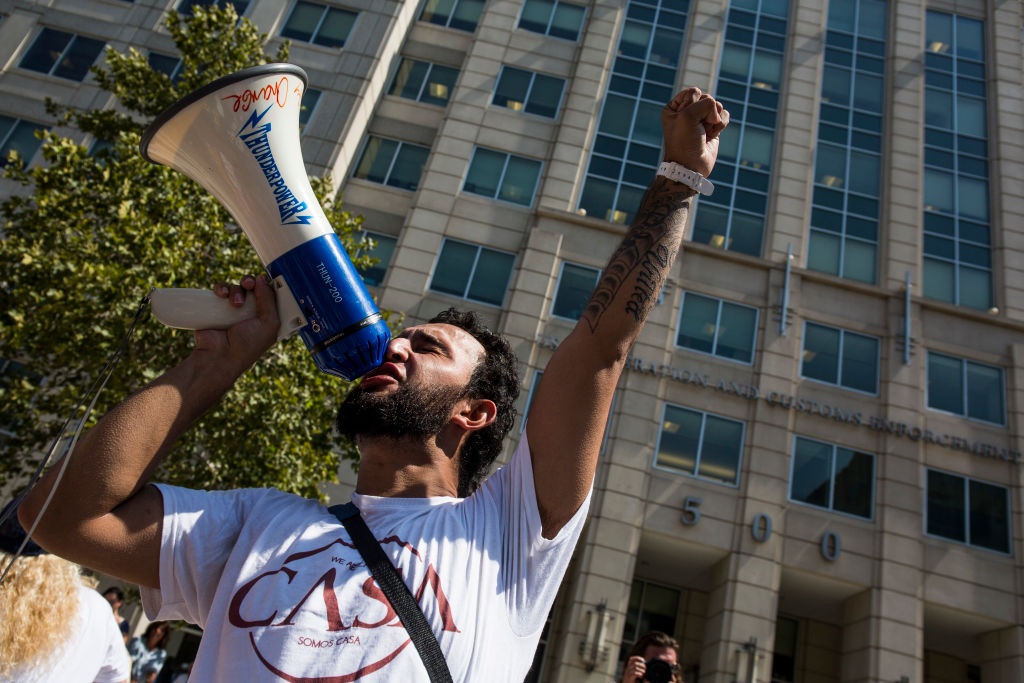 Trump ngung 'Chinh sach Giac mo' cua Obama, bieu tinh no ra khap My hinh anh