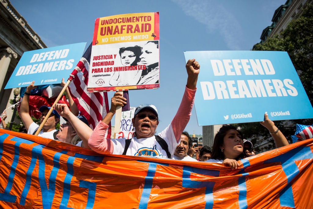 Trump lat do chinh sach Obama anh 4