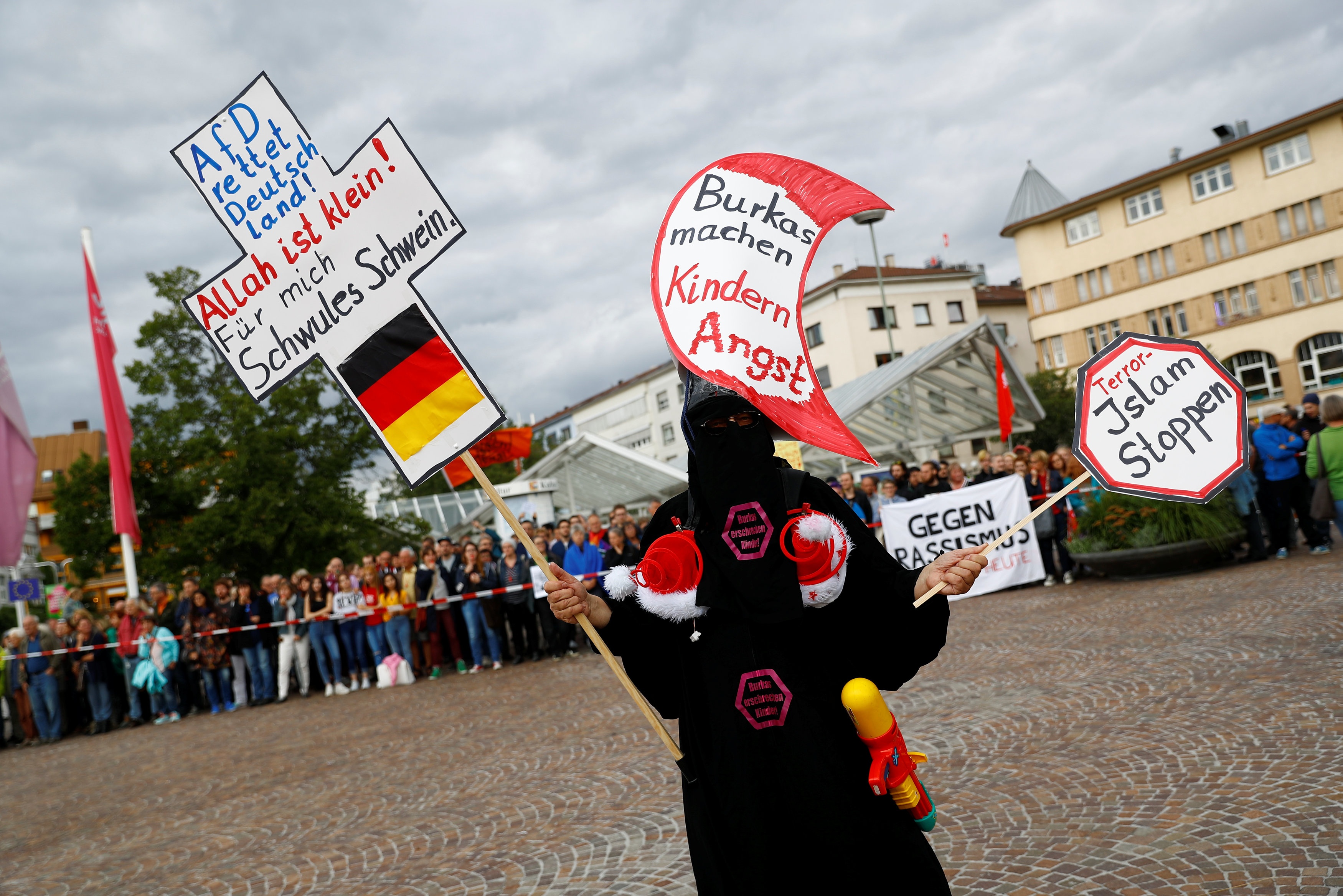 Merkel thang bau cu Duc anh 2