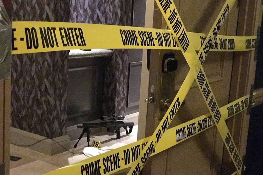 Giay phut canh sat xong vao phong tay sung Las Vegas hinh anh