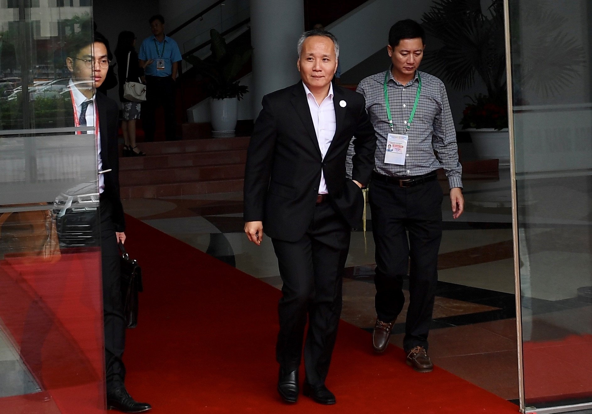 Trump den Viet Nam anh 3