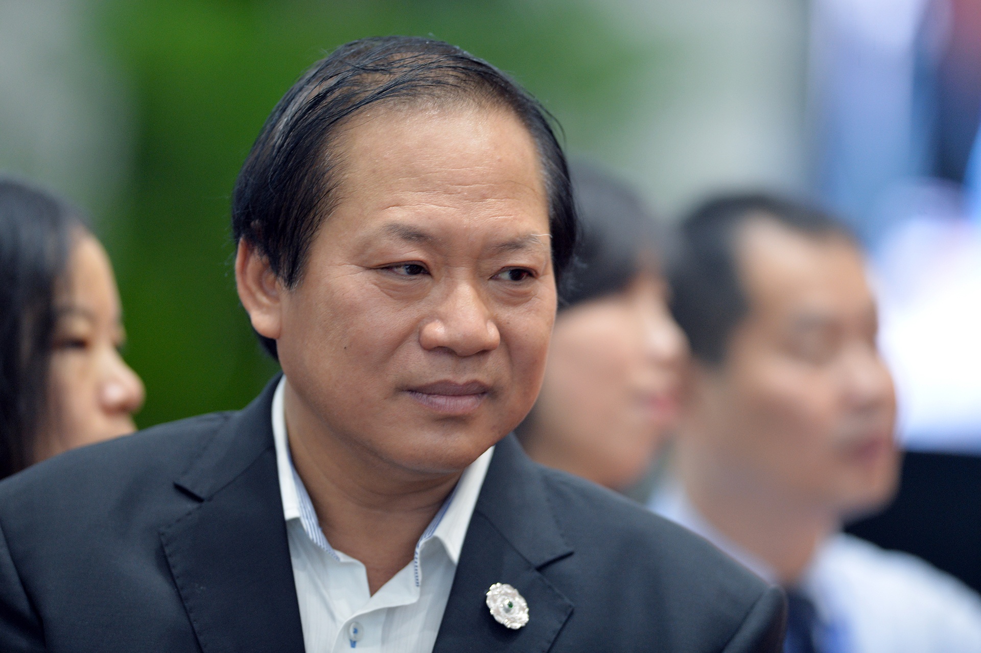 Bo truong Truong Minh Tuan thi sat trung tam bao chi APEC hinh anh