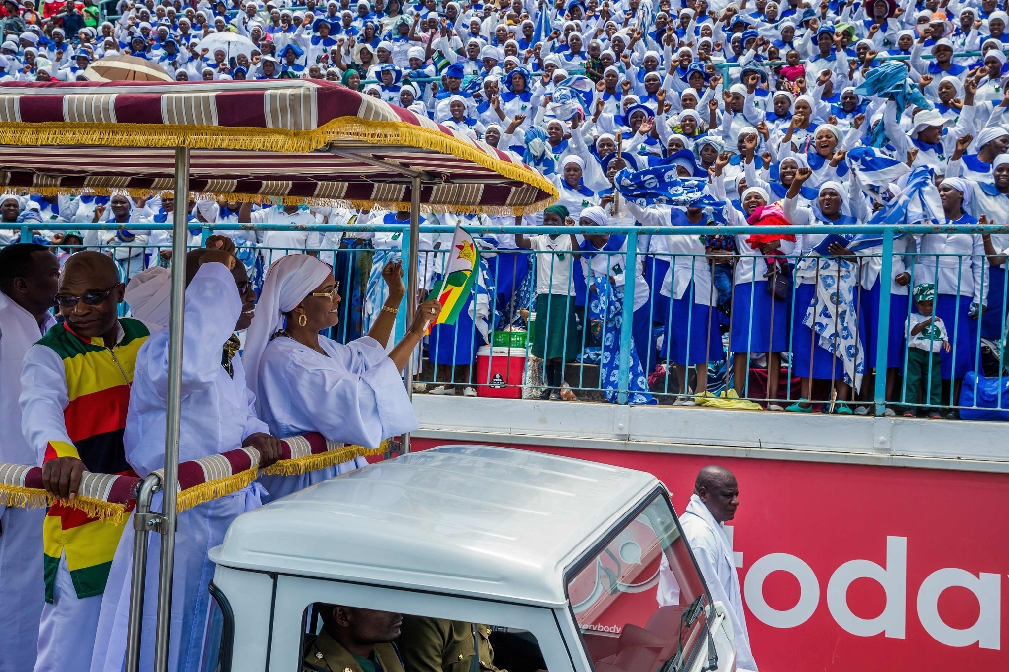 tổng thống 93 tuổi Zimbabwe ảnh 4 tong thong 93 tuoi Zimbabwe anh 4