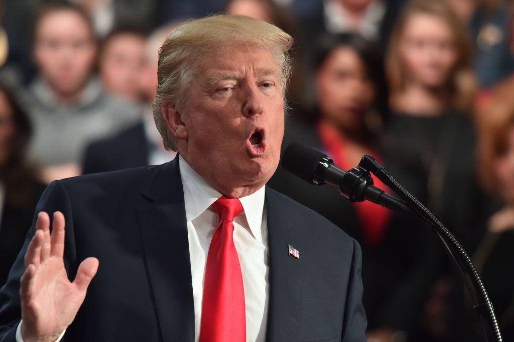 TT Trump: Trung Quoc khong co anh huong gi voi 'Ga Ten Lua' hinh anh