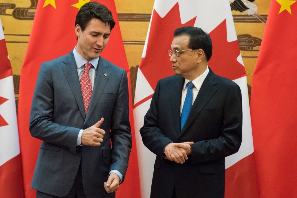 Khong dam phan thuong mai, Trudeau roi Trung Quoc 'trang tay' hinh anh