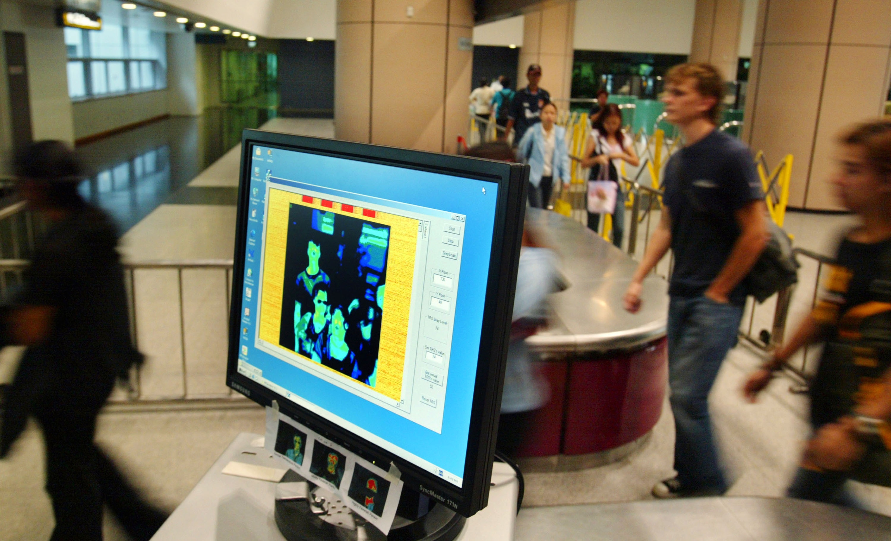 Singapore trục xuất ảnh 2 Singapore truc xuat anh 2