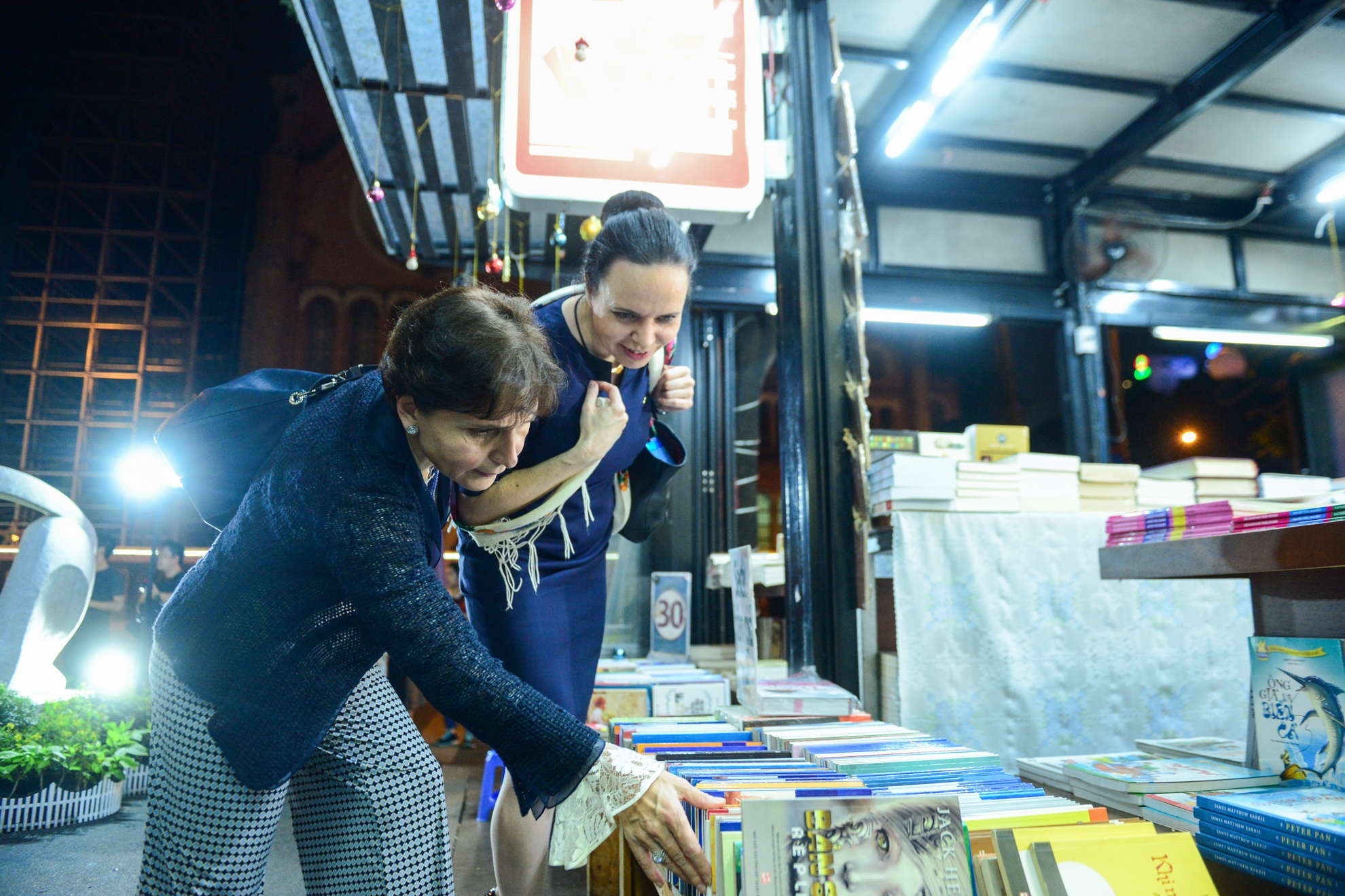 dai su EU chuc tet anh 9