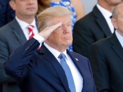 TT Trump yeu cau Lau Nam Goc to chuc duyet binh hinh anh