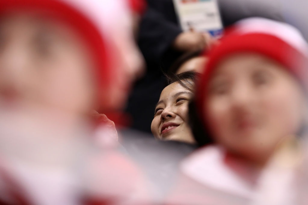 em gai Kim Jong Un den Han anh 1