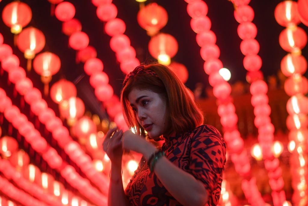 Giao thua khap the gioi: Tu gala Trung Quoc den cho Tet Hong Kong hinh anh