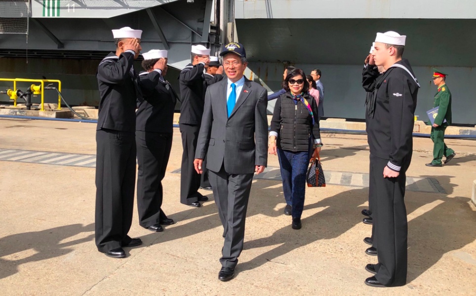 tàu sân bay Mỹ đến Việt Nam ảnh 2 tau san bay My den Viet Nam anh 2